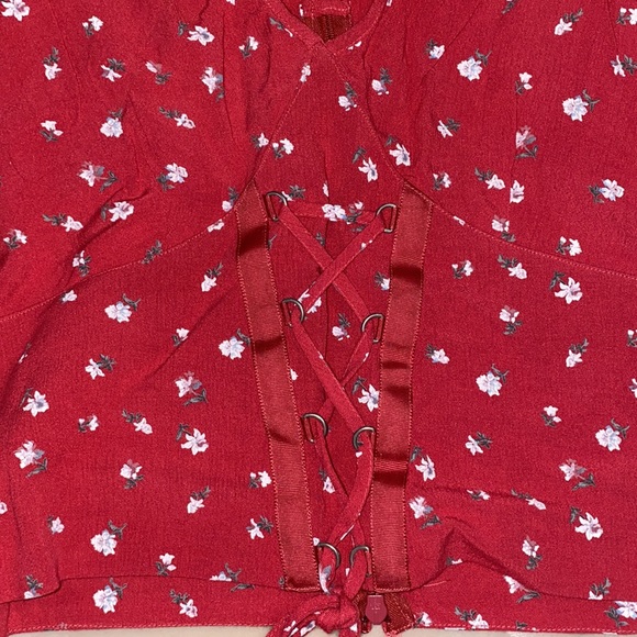 American Eagle Women’s Top - Picture 3 of 5